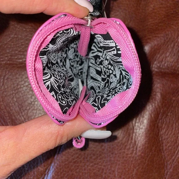 Loungefly Coin Purse/Key Chain NEW - Picture 4 of 5
